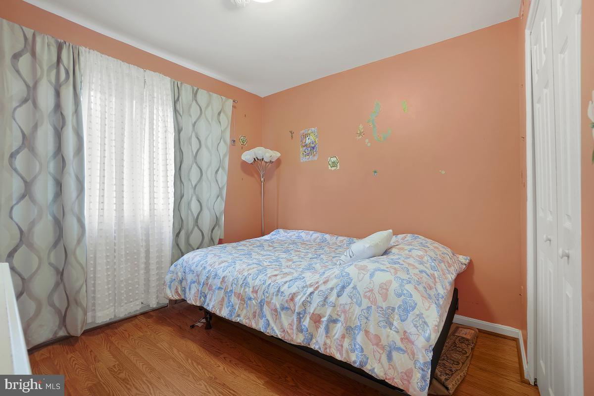 MILL CREEK TOWNE - Residential