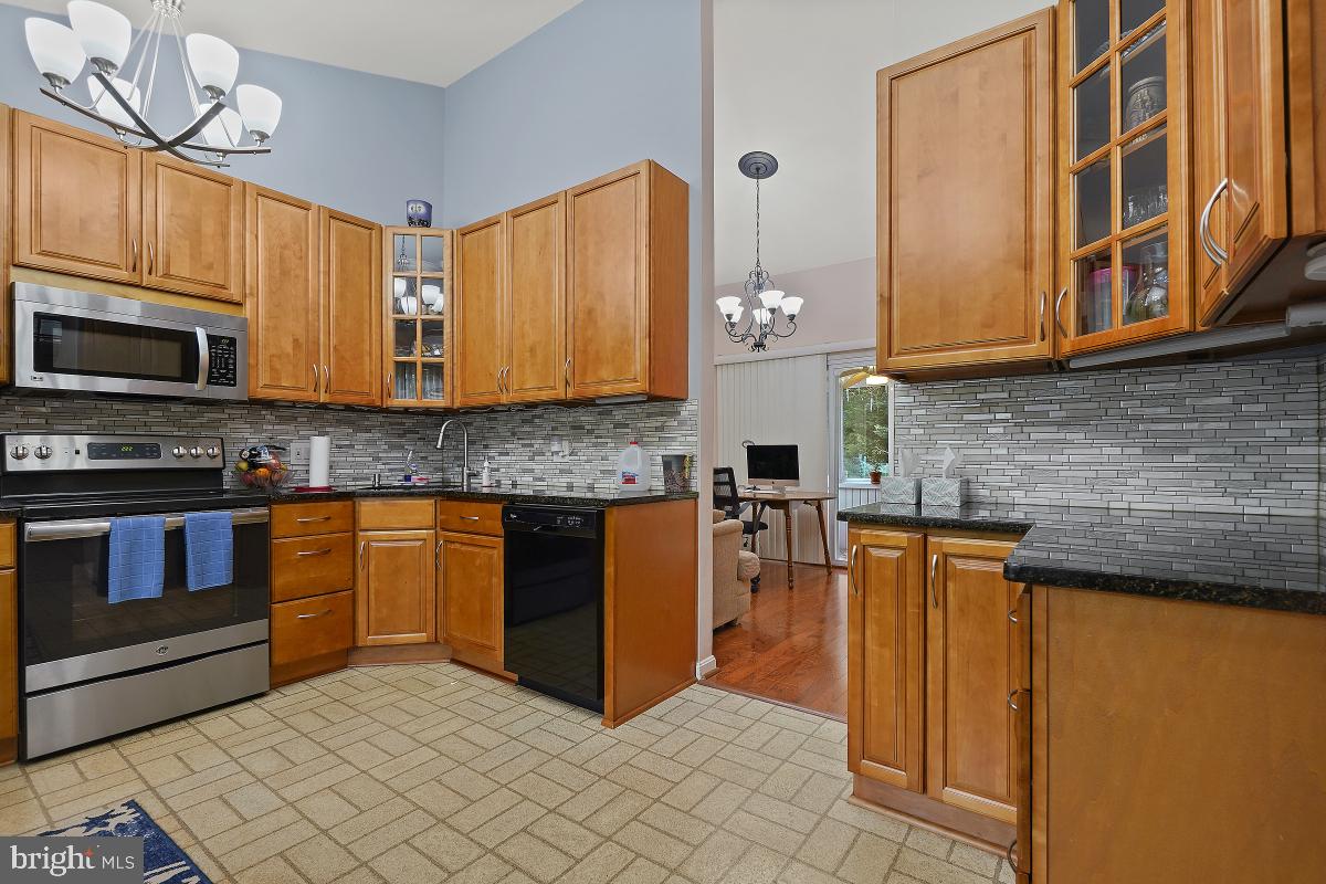 MILL CREEK TOWNE - Residential