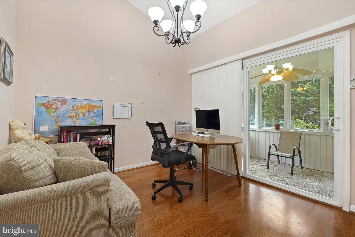 MILL CREEK TOWNE - Residential