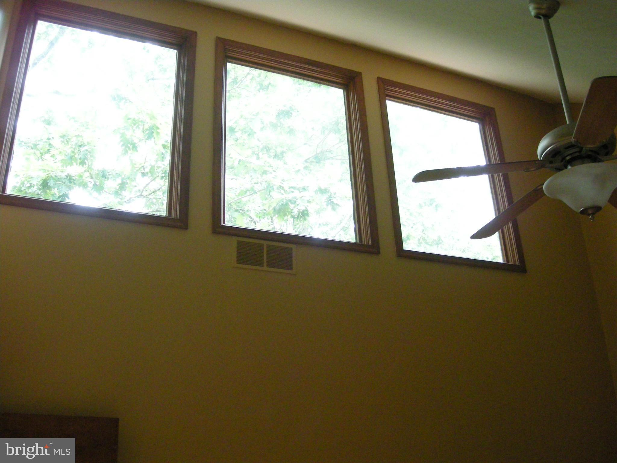 HICKORY FARMS - Residential Lease