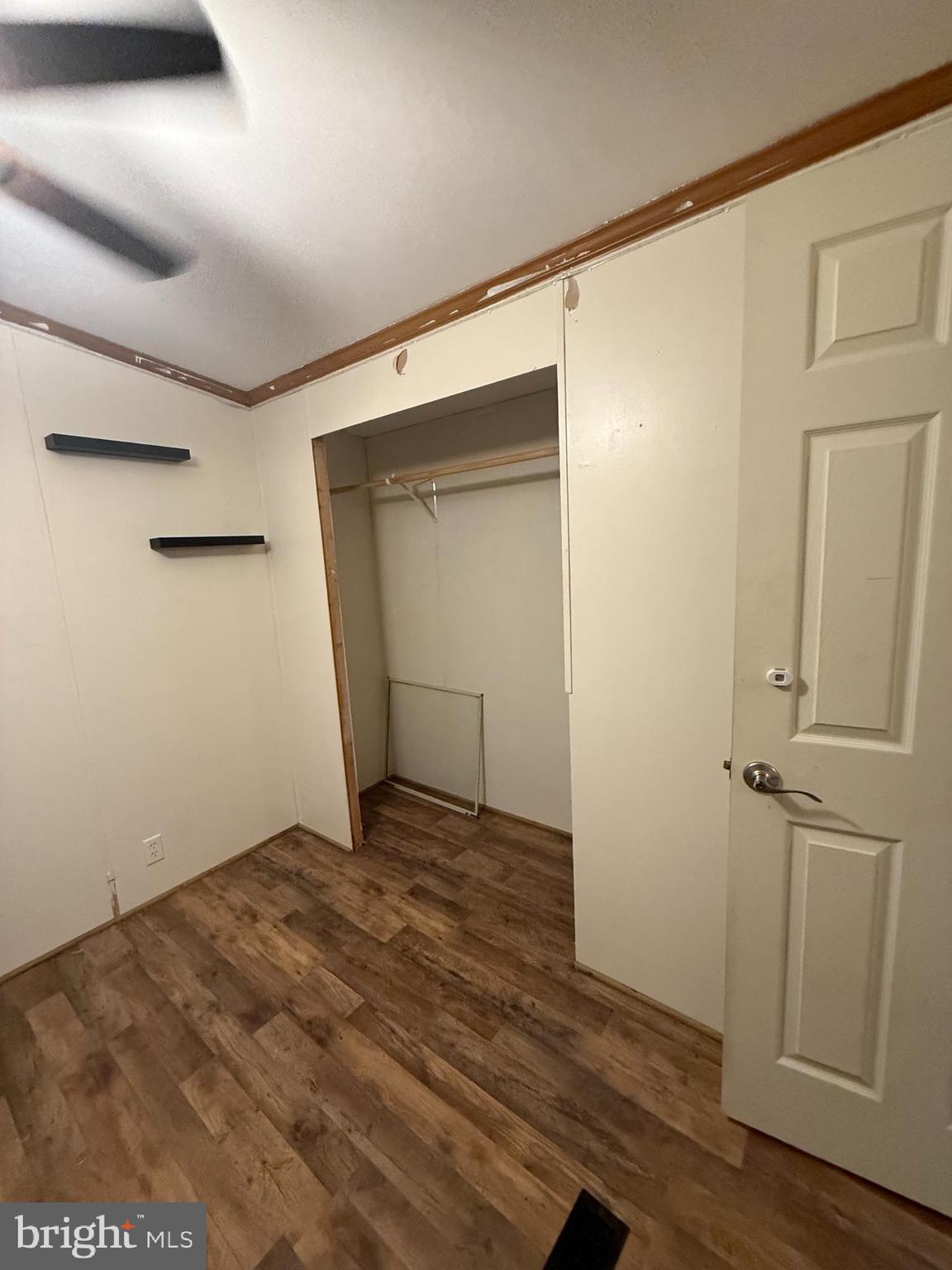 19 SHORT LANE