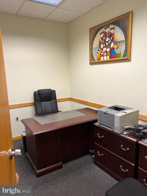Ready to be occupied - office for rent in desirable Huntingdon Valley. Available immediately. Office can be used for accounting services, real estate services and many other office needs.