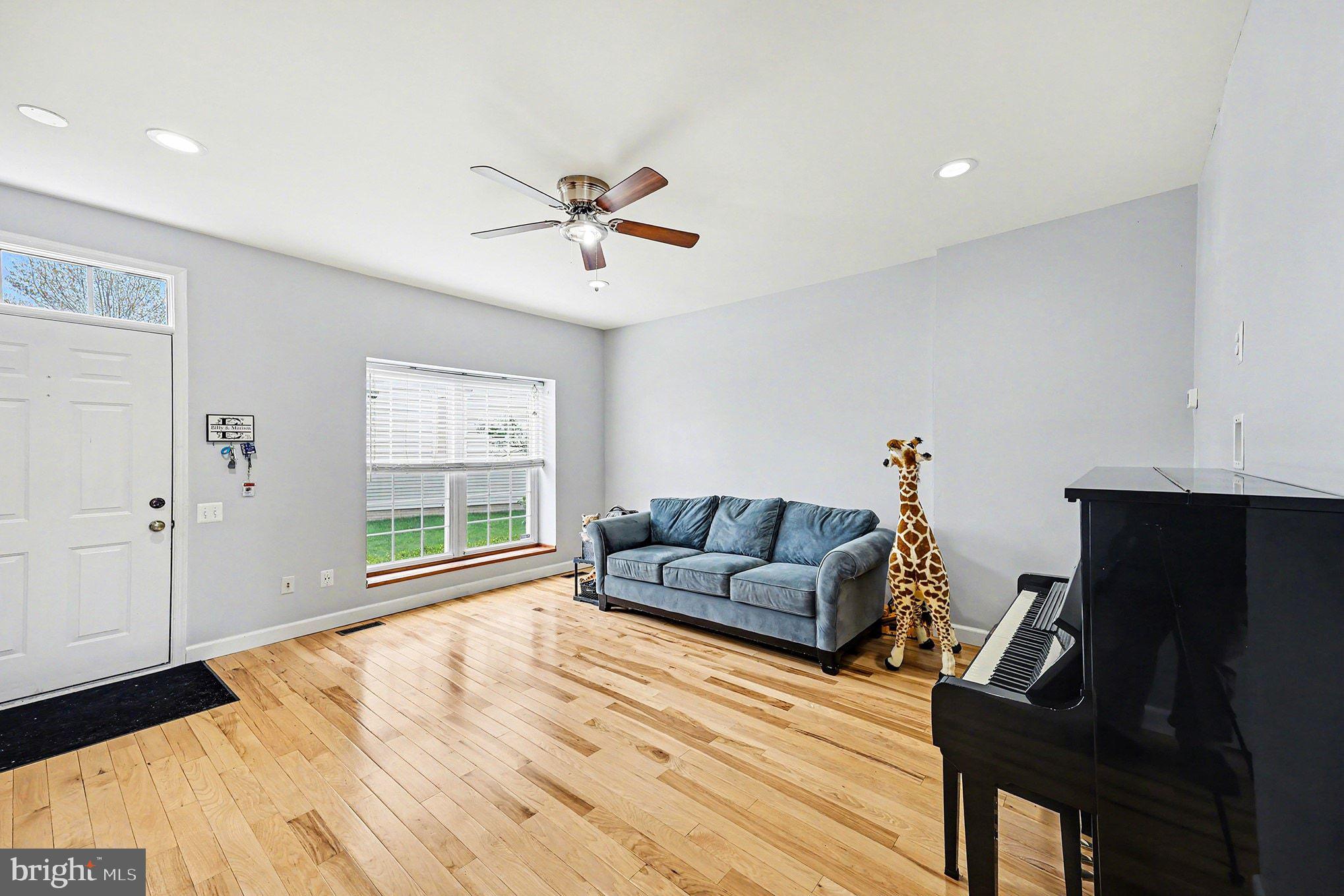 CARNABY SQUARE - Residential