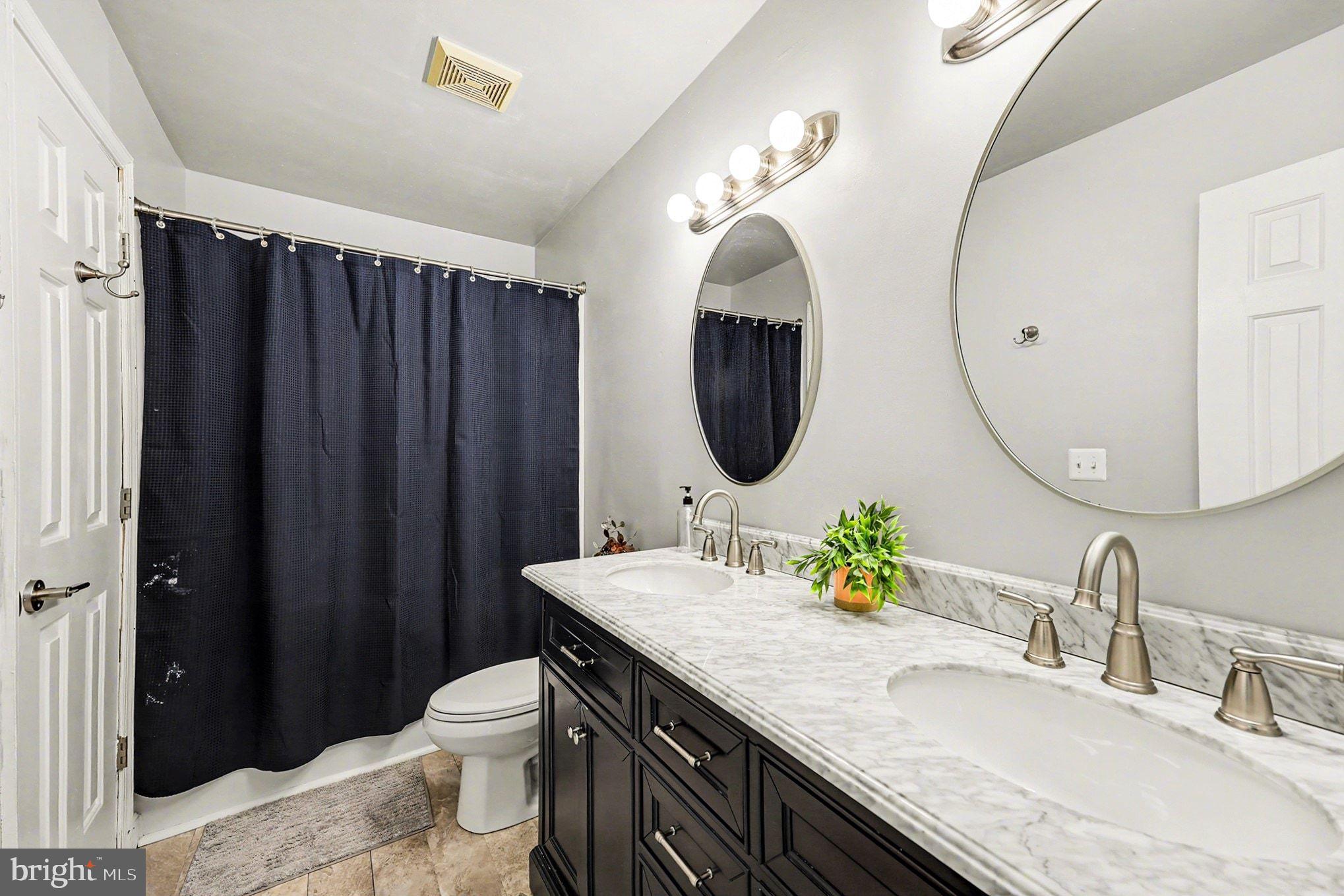 CARNABY SQUARE - Residential