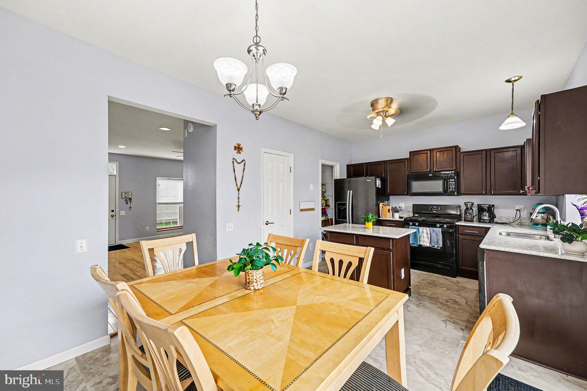 CARNABY SQUARE - Residential