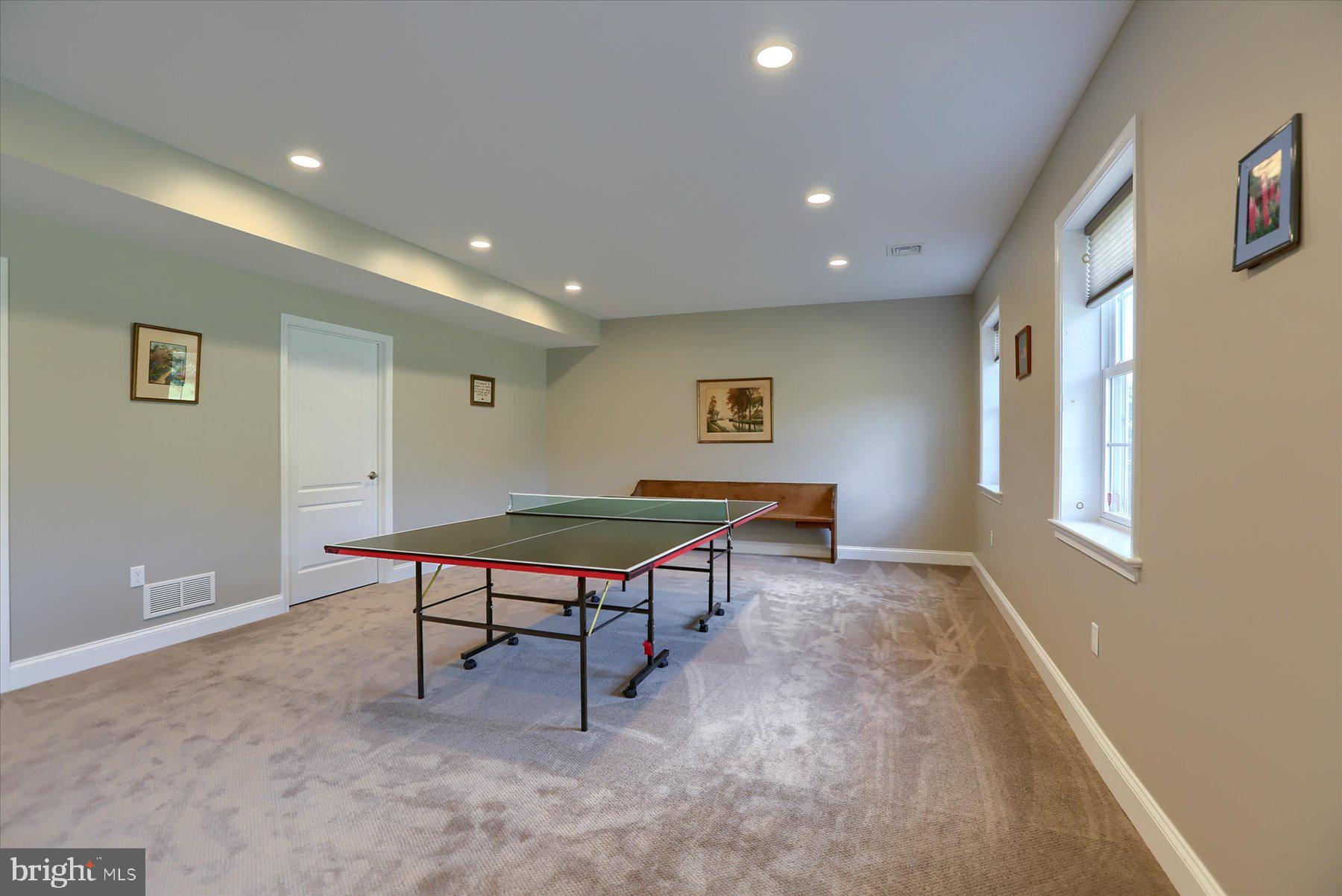 CROSSGATES - Residential