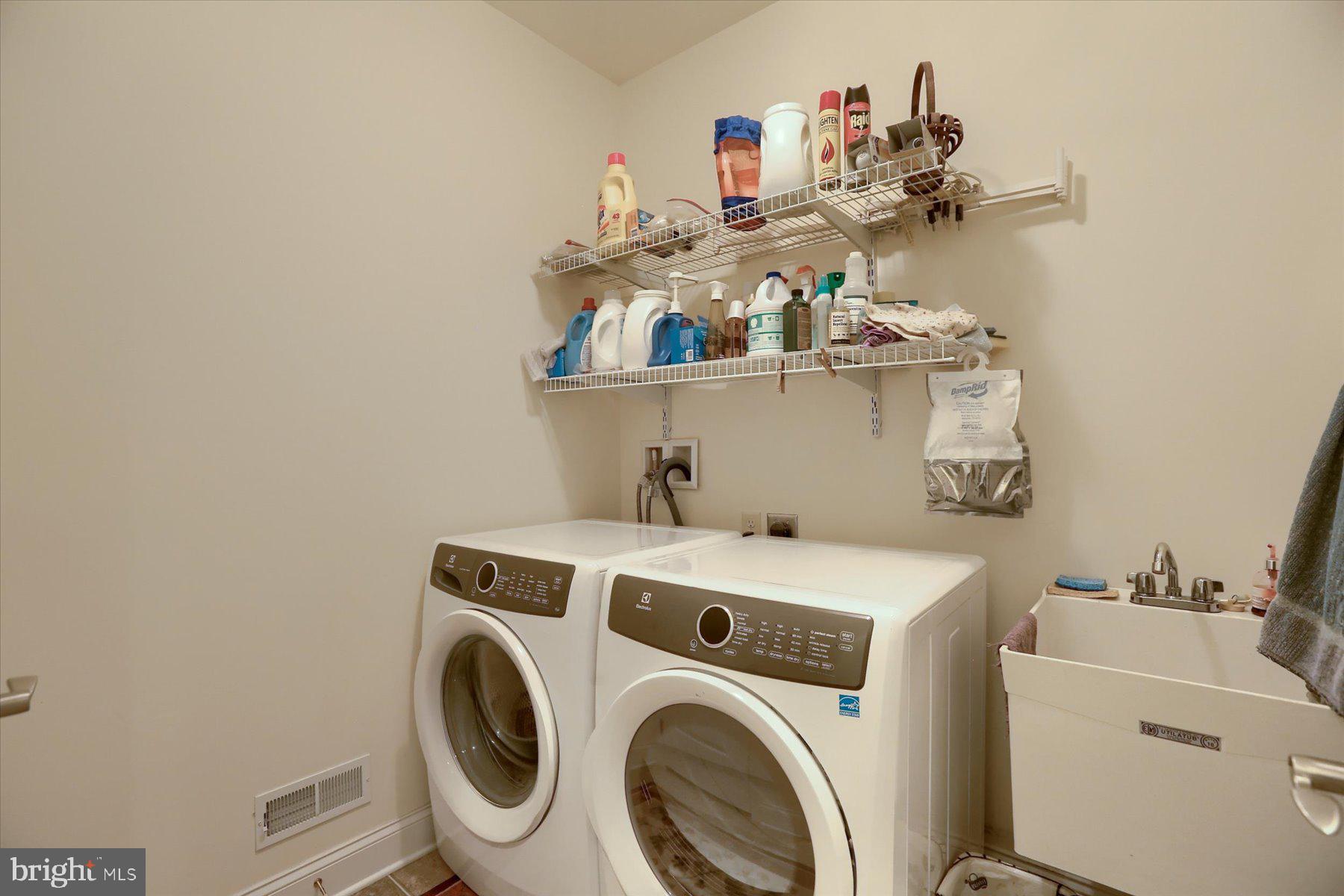 CROSSGATES - Residential