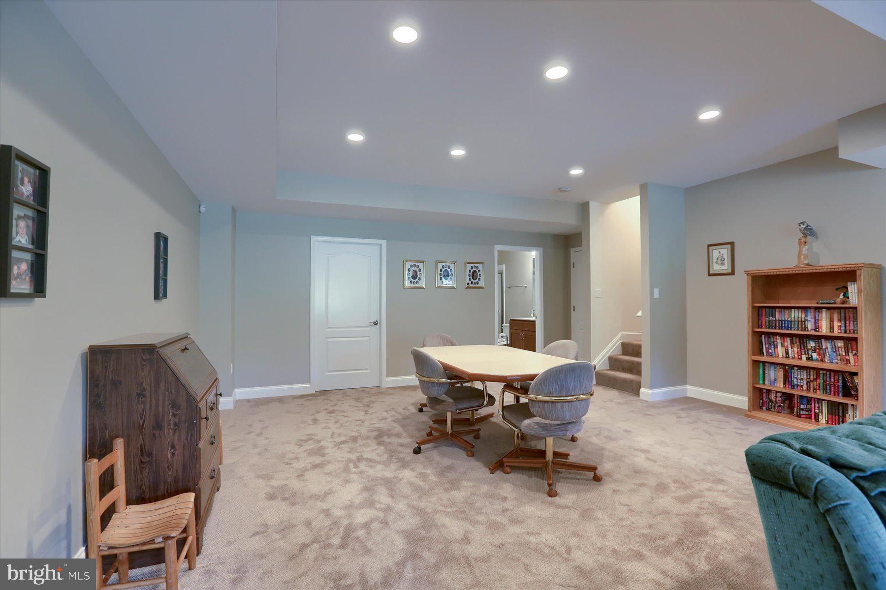 CROSSGATES - Residential