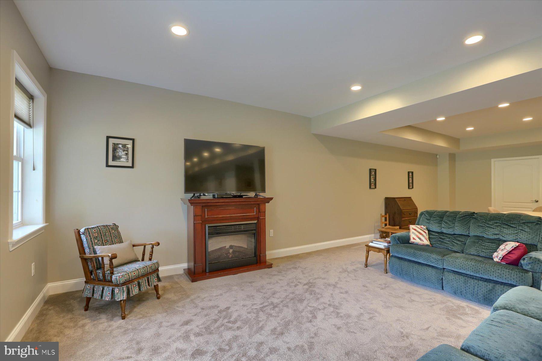 CROSSGATES - Residential