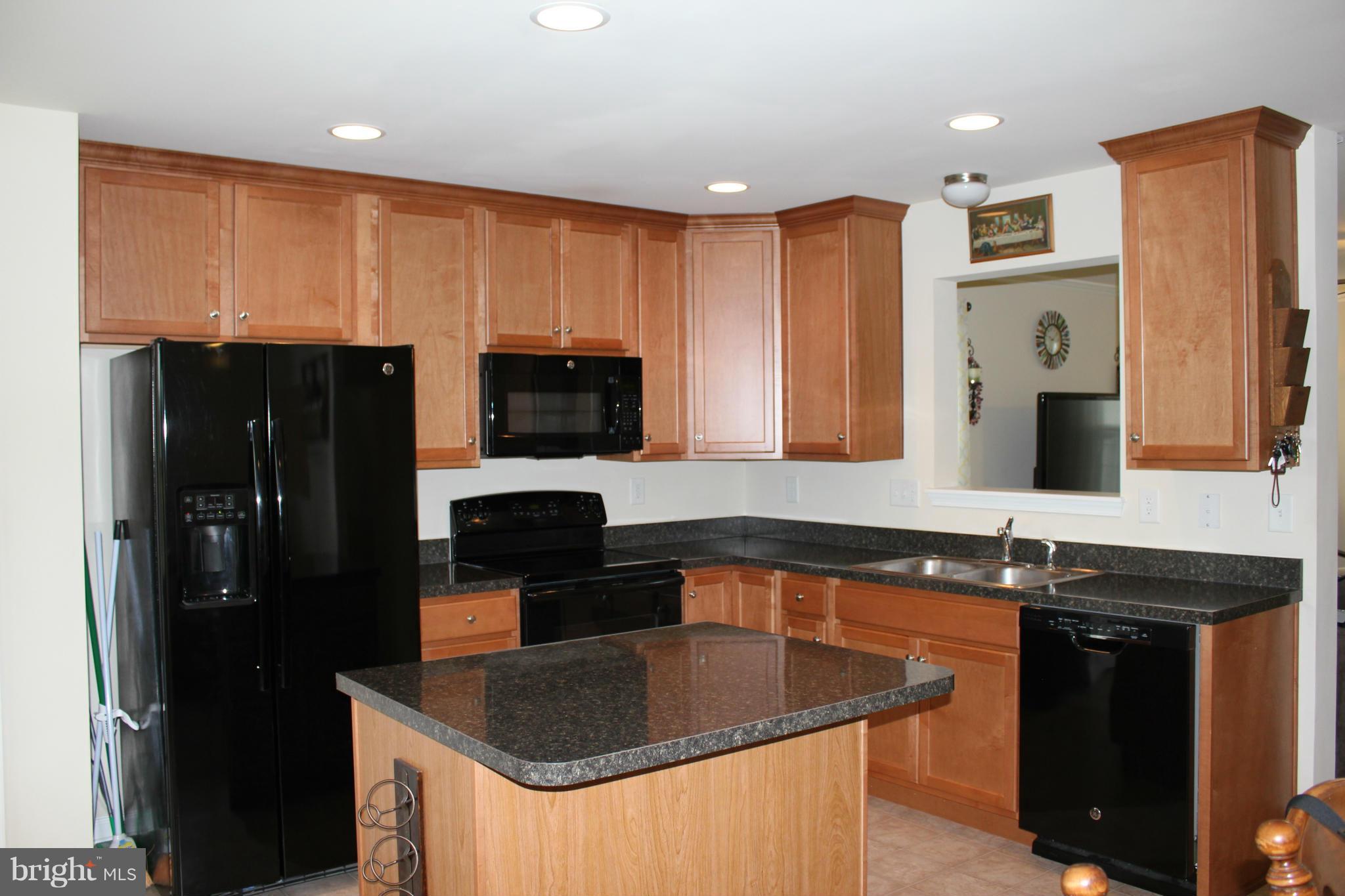 LAKELAND PLACE - Residential