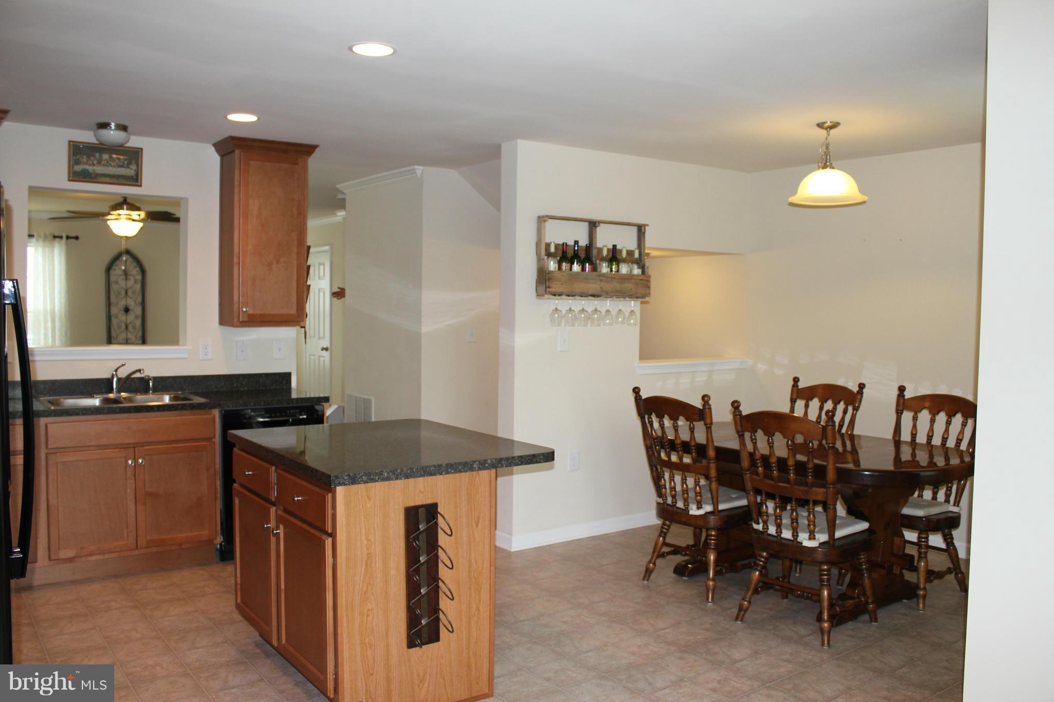 LAKELAND PLACE - Residential