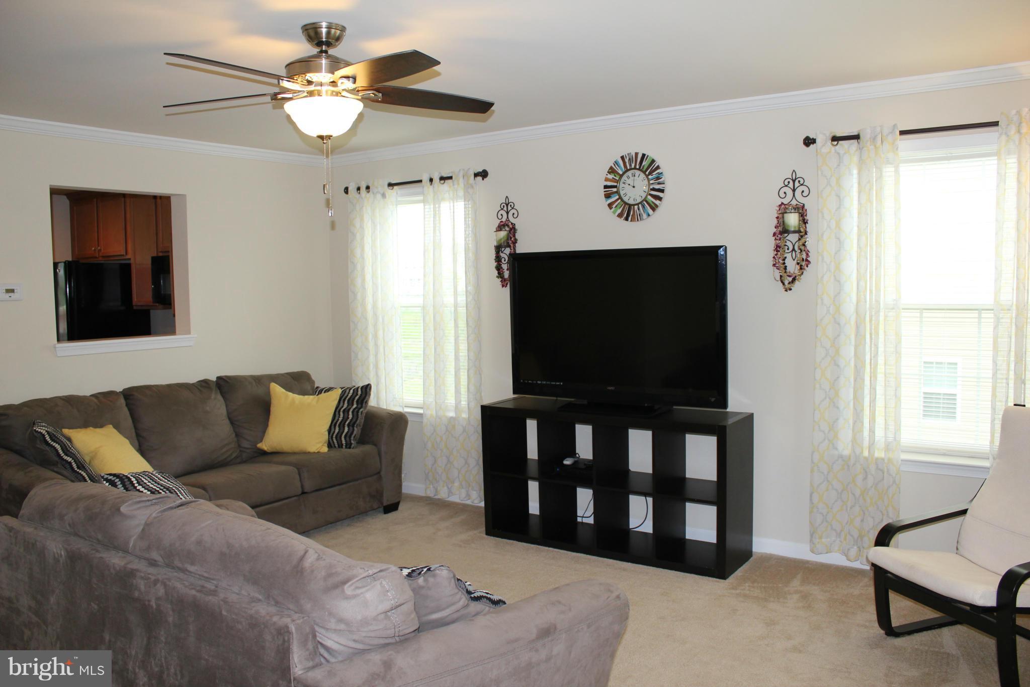 LAKELAND PLACE - Residential