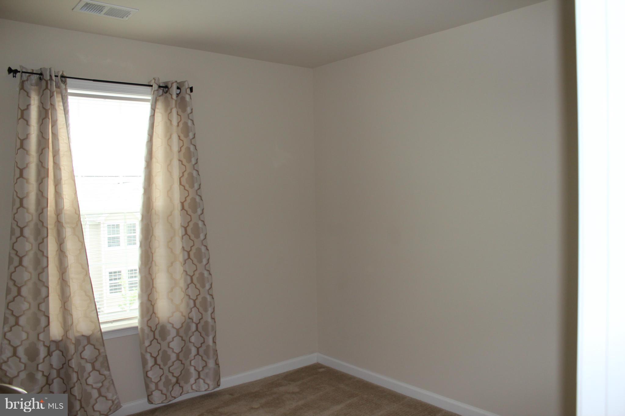 LAKELAND PLACE - Residential