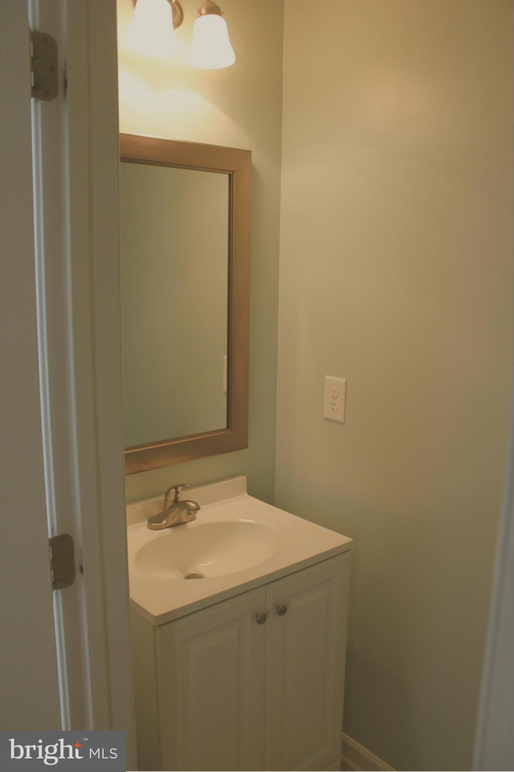 LAKELAND PLACE - Residential