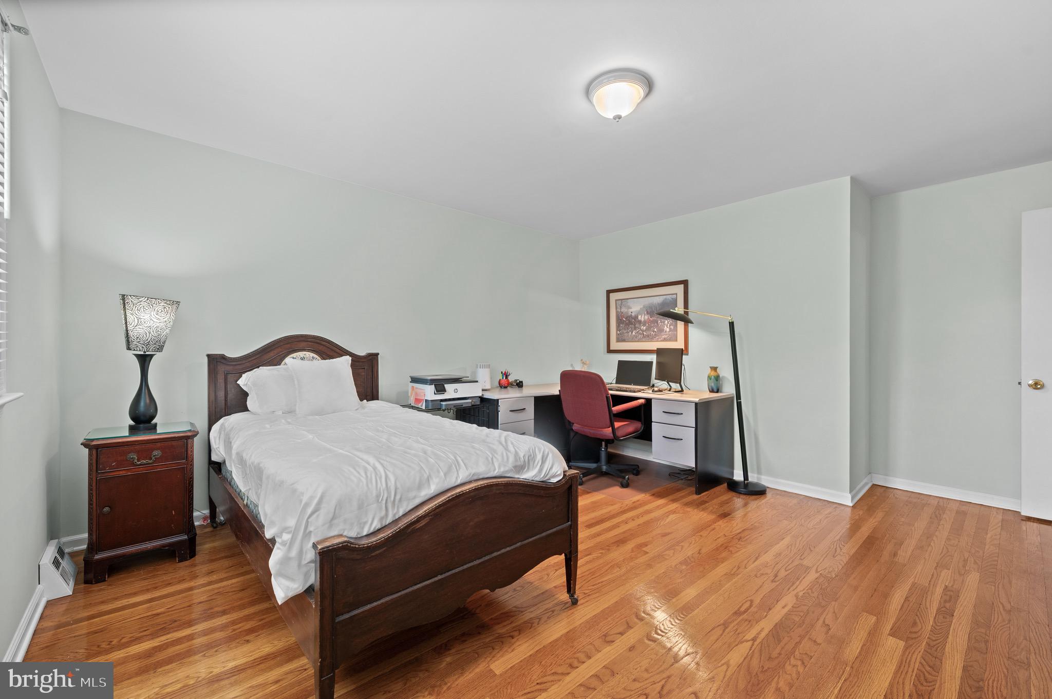 MERION WEST - Residential