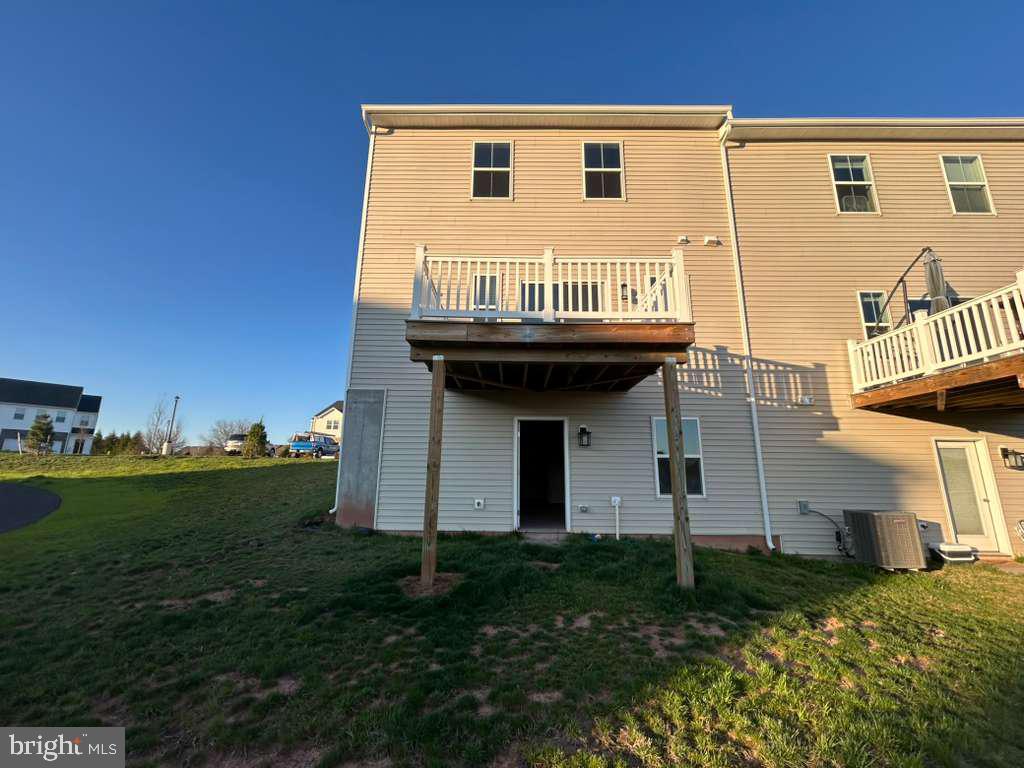 COVENTRY CHASE - Residential