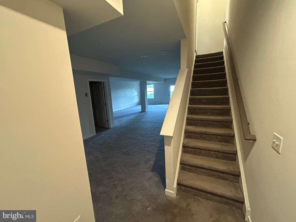 COVENTRY CHASE - Residential