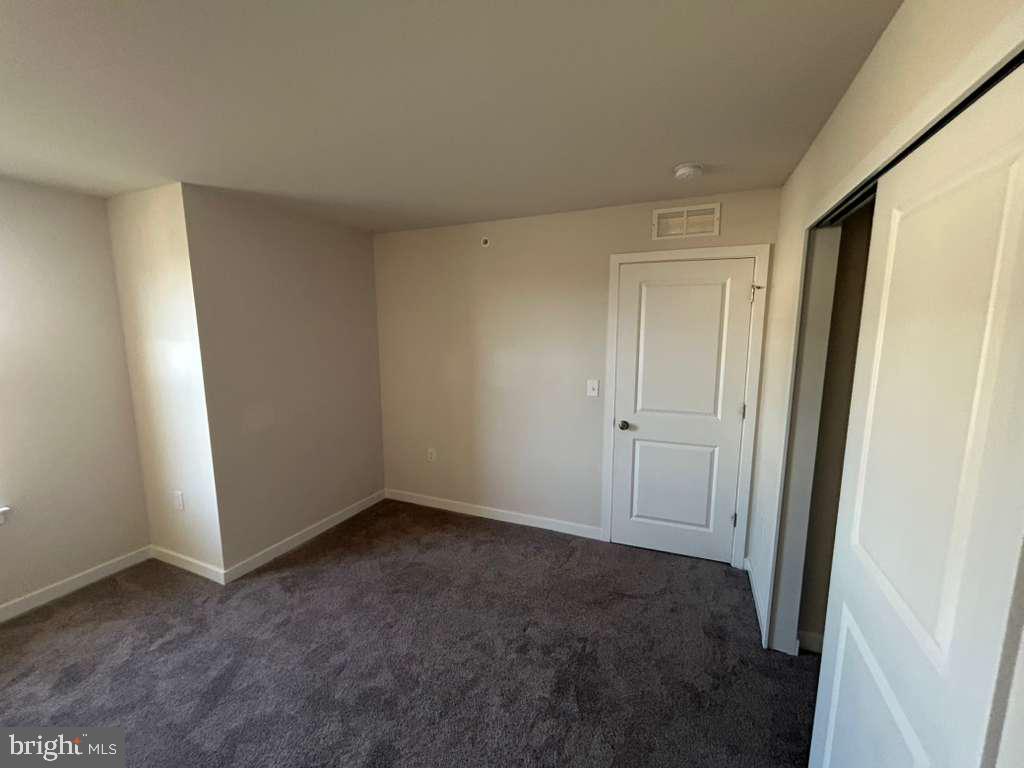 COVENTRY CHASE - Residential