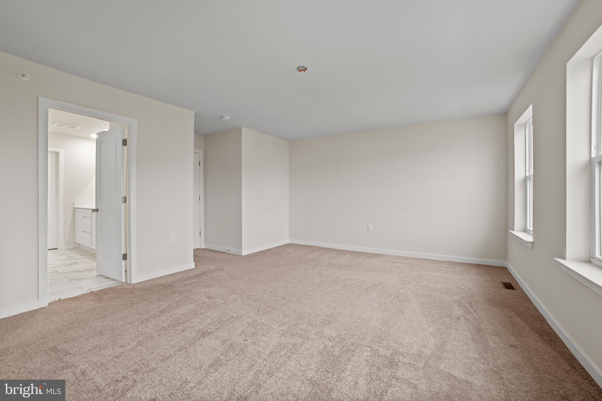 COVENTRY CHASE - Residential