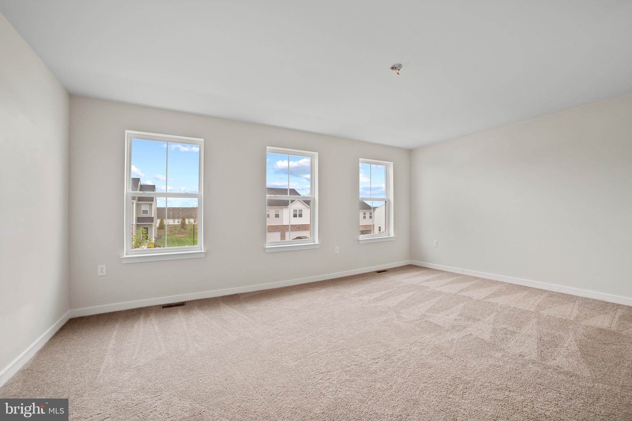 COVENTRY CHASE - Residential