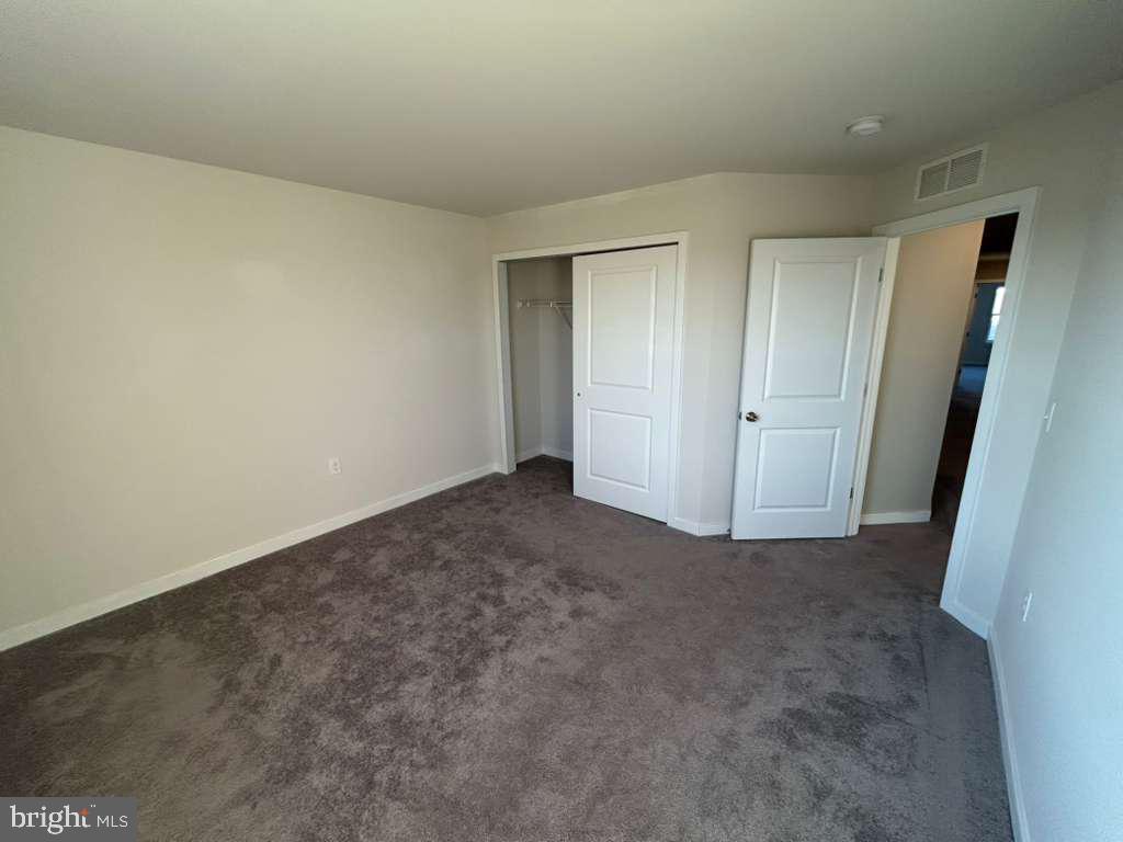 COVENTRY CHASE - Residential