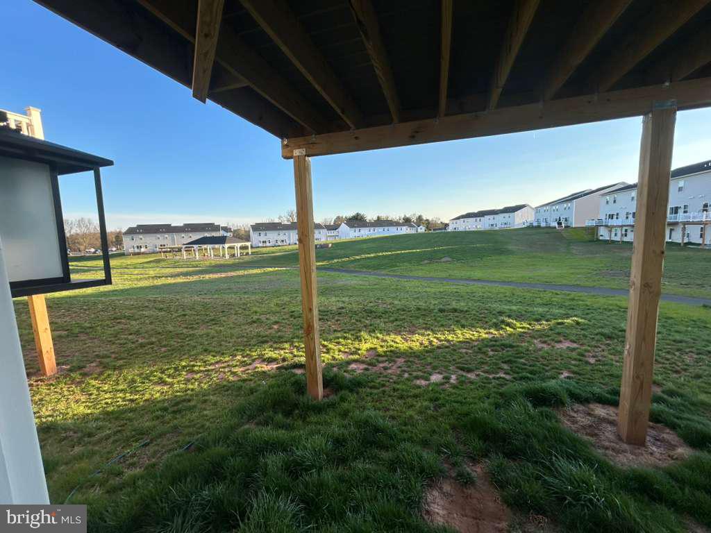 COVENTRY CHASE - Residential