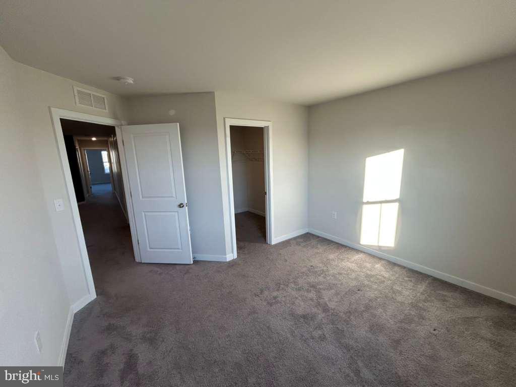 COVENTRY CHASE - Residential