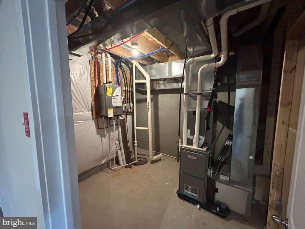 COVENTRY CHASE - Residential