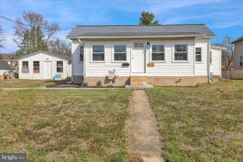 Photo of 923 Mifflin Street, COLUMBIA, PA 17512 (MLS # PALA2085164)