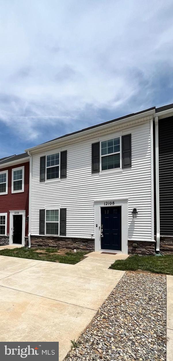 Photo 1 of 21 — 12108 BOWLING FARM COURT, FREDERICKSBURG, VA 22407