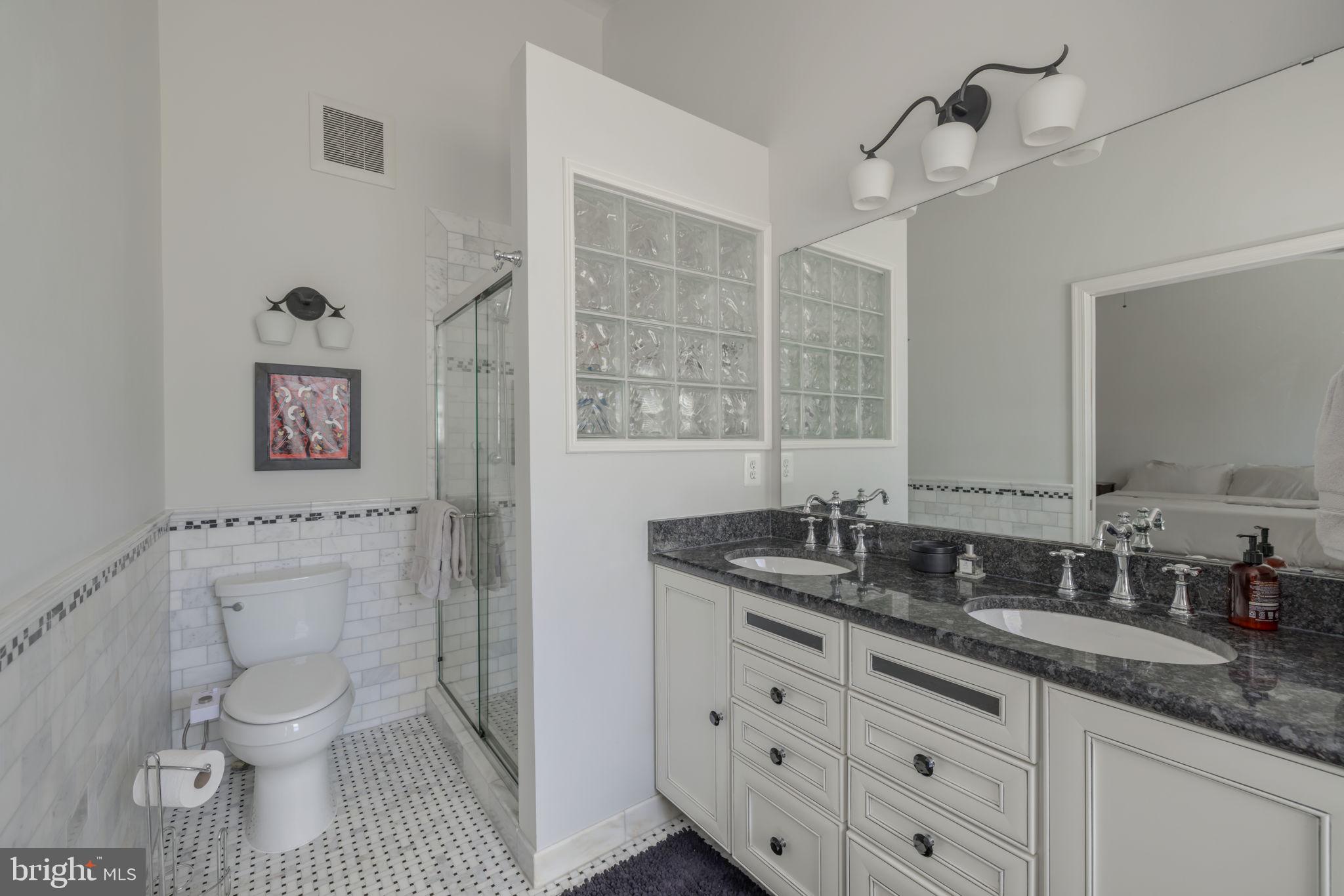 KINGSTOWNE - Residential