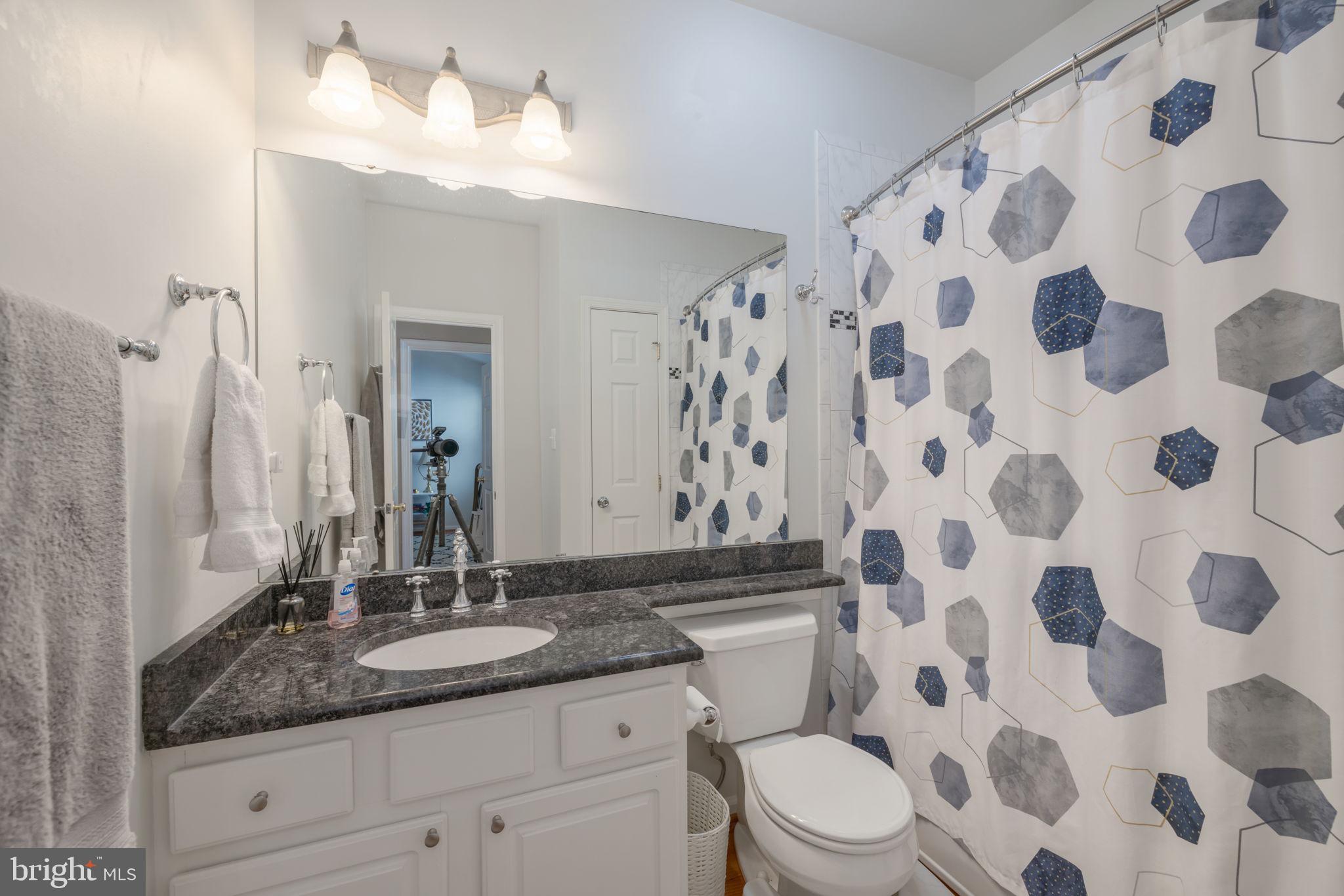 KINGSTOWNE - Residential