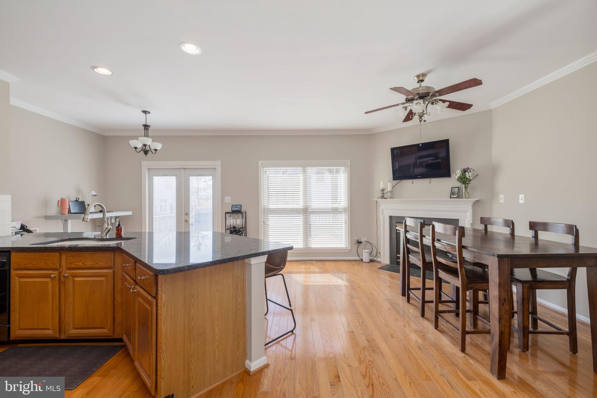 KINGSTOWNE - Residential