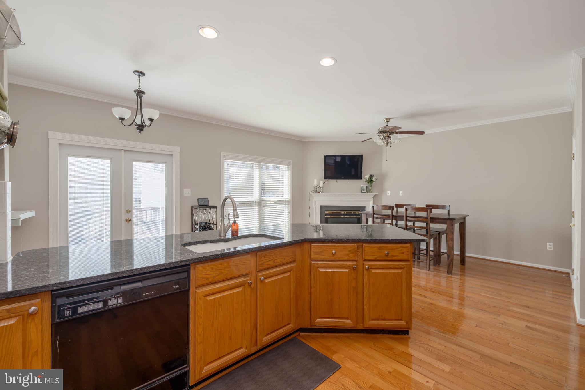 KINGSTOWNE - Residential