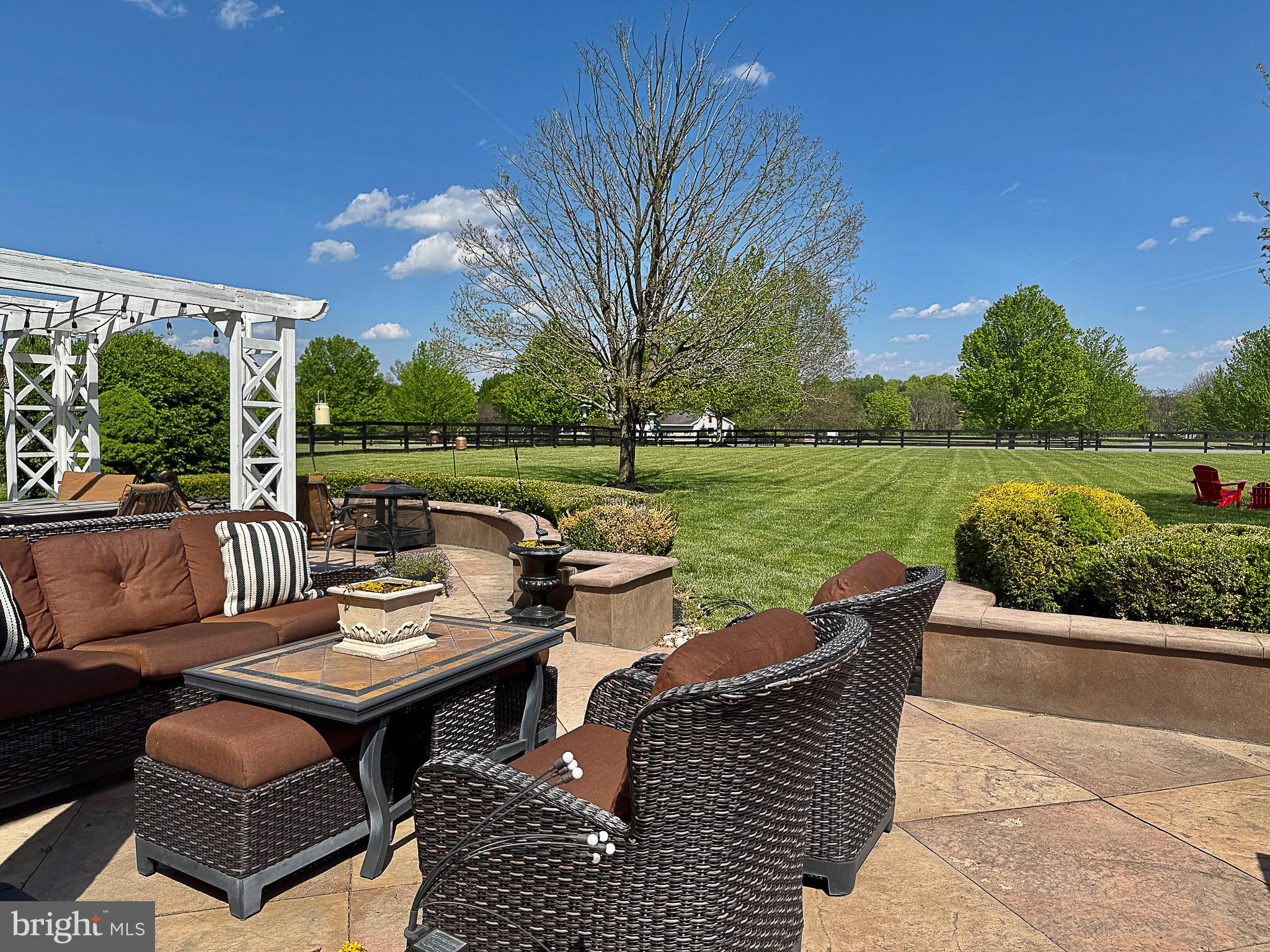 WATERFIELD HAMLET - Residential