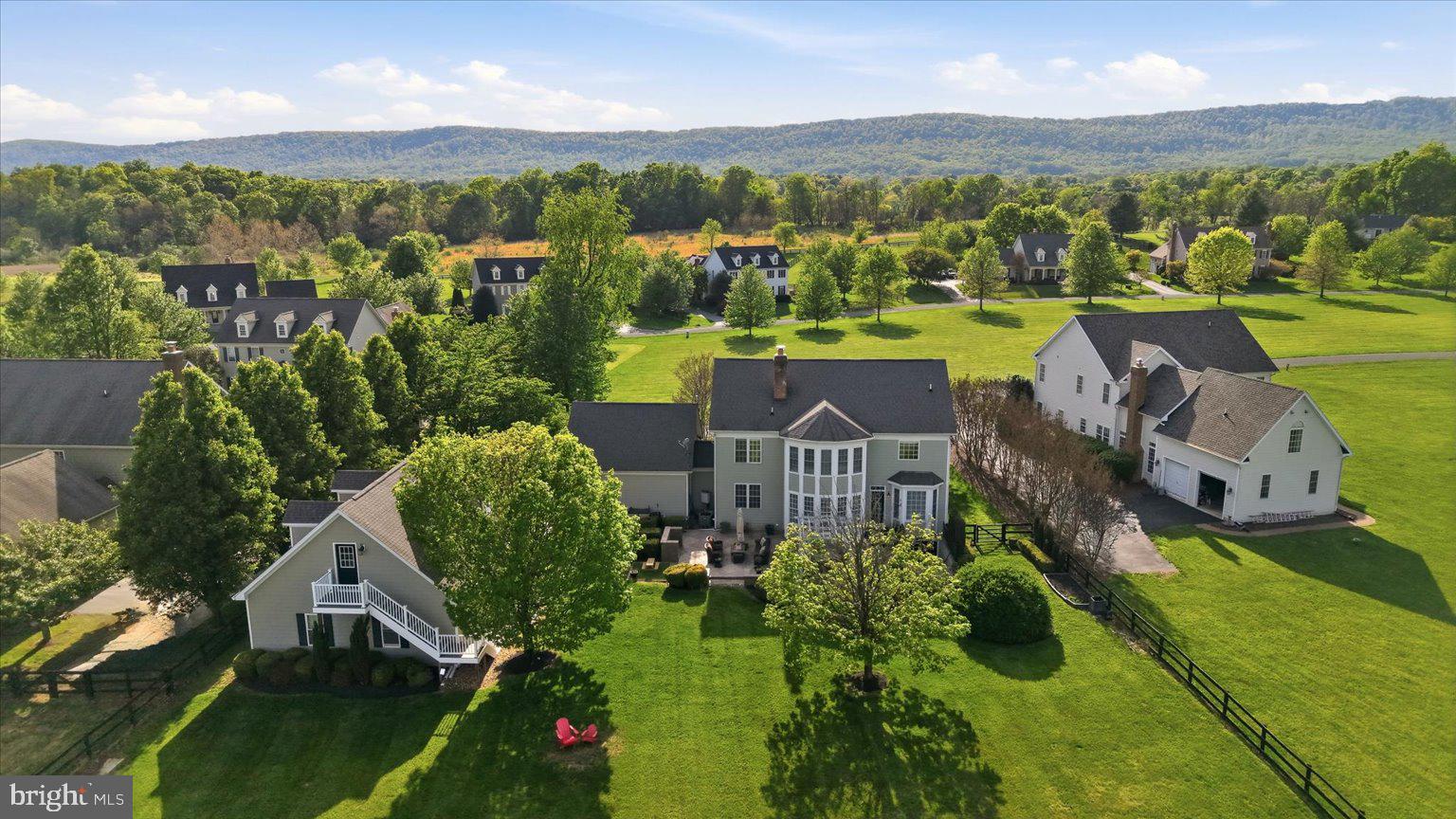 WATERFIELD HAMLET - Residential