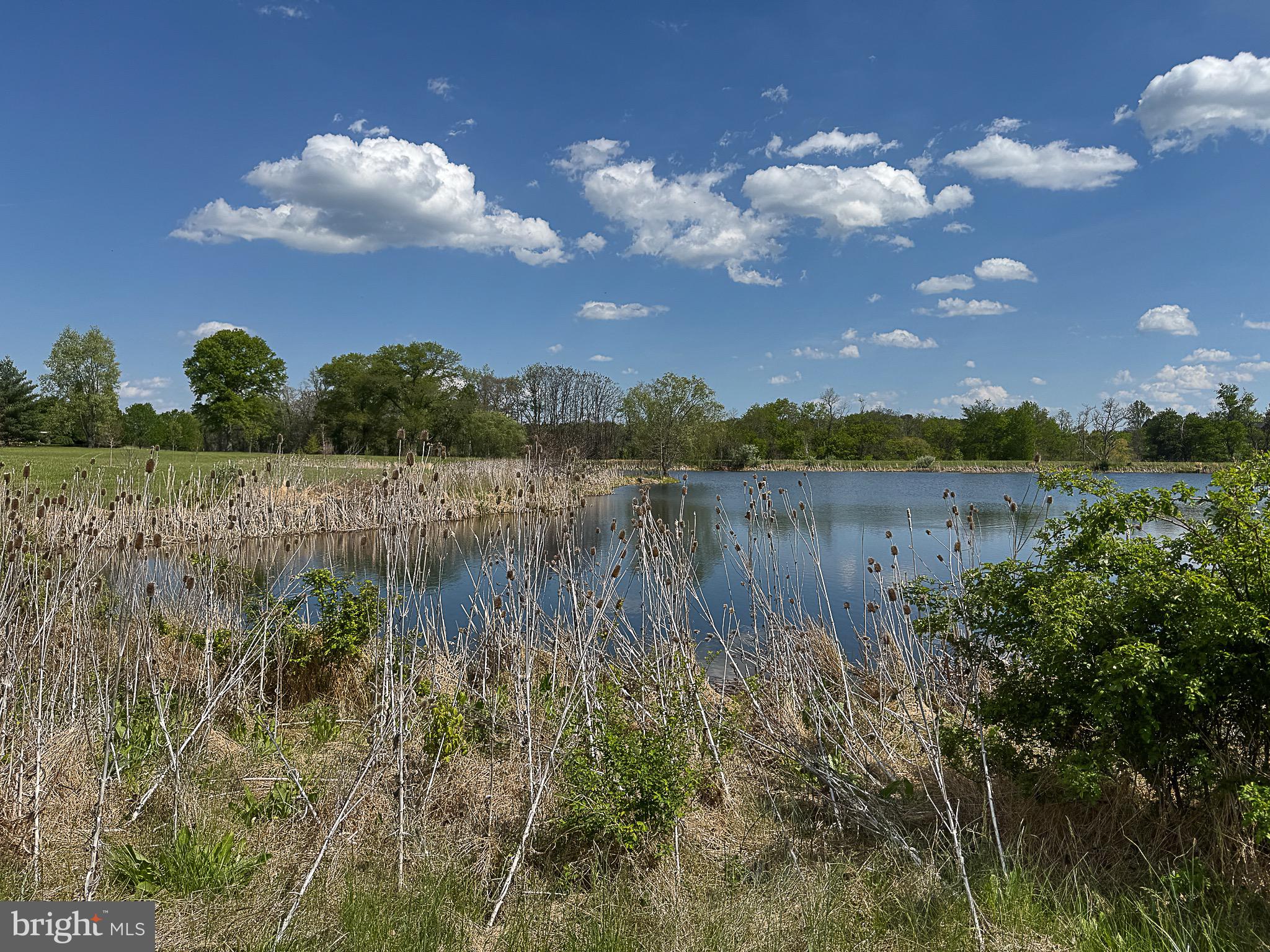 WATERFIELD HAMLET - Residential