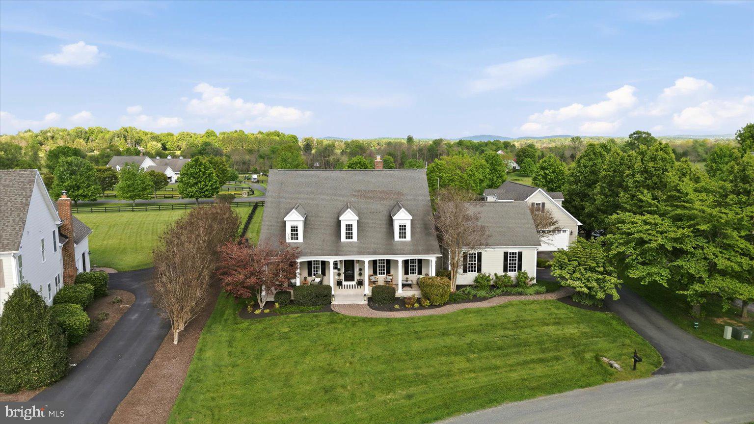 WATERFIELD HAMLET - Residential