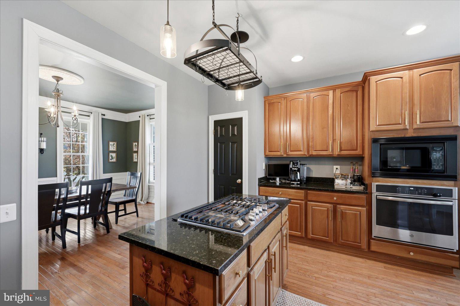 WATERFIELD HAMLET - Residential