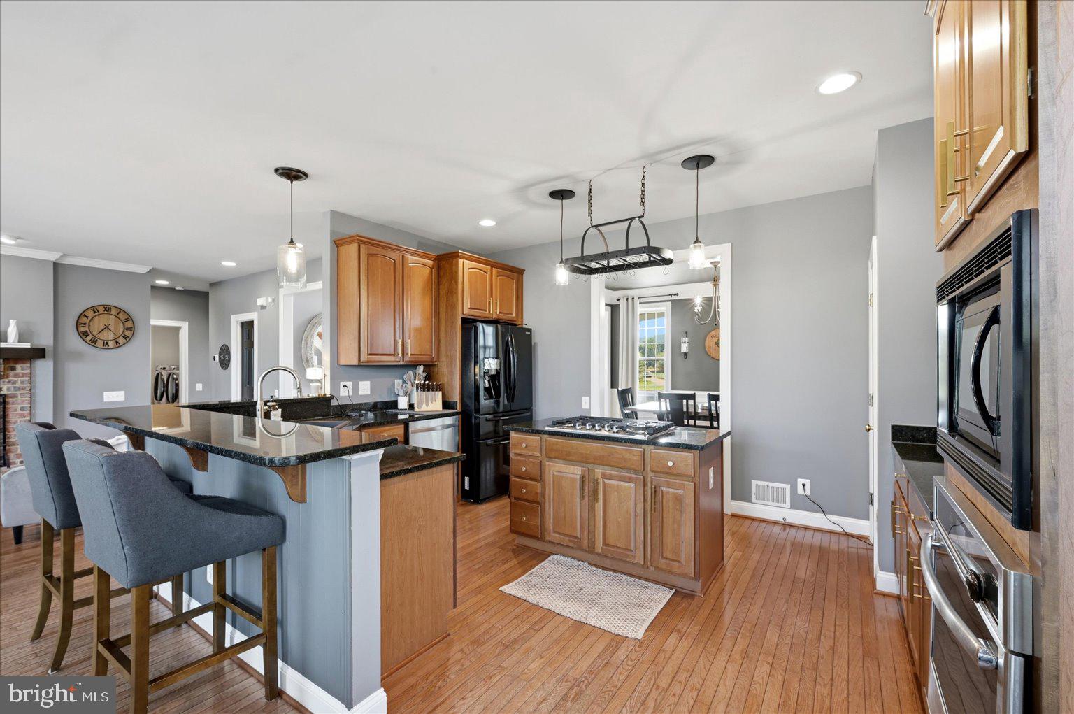WATERFIELD HAMLET - Residential