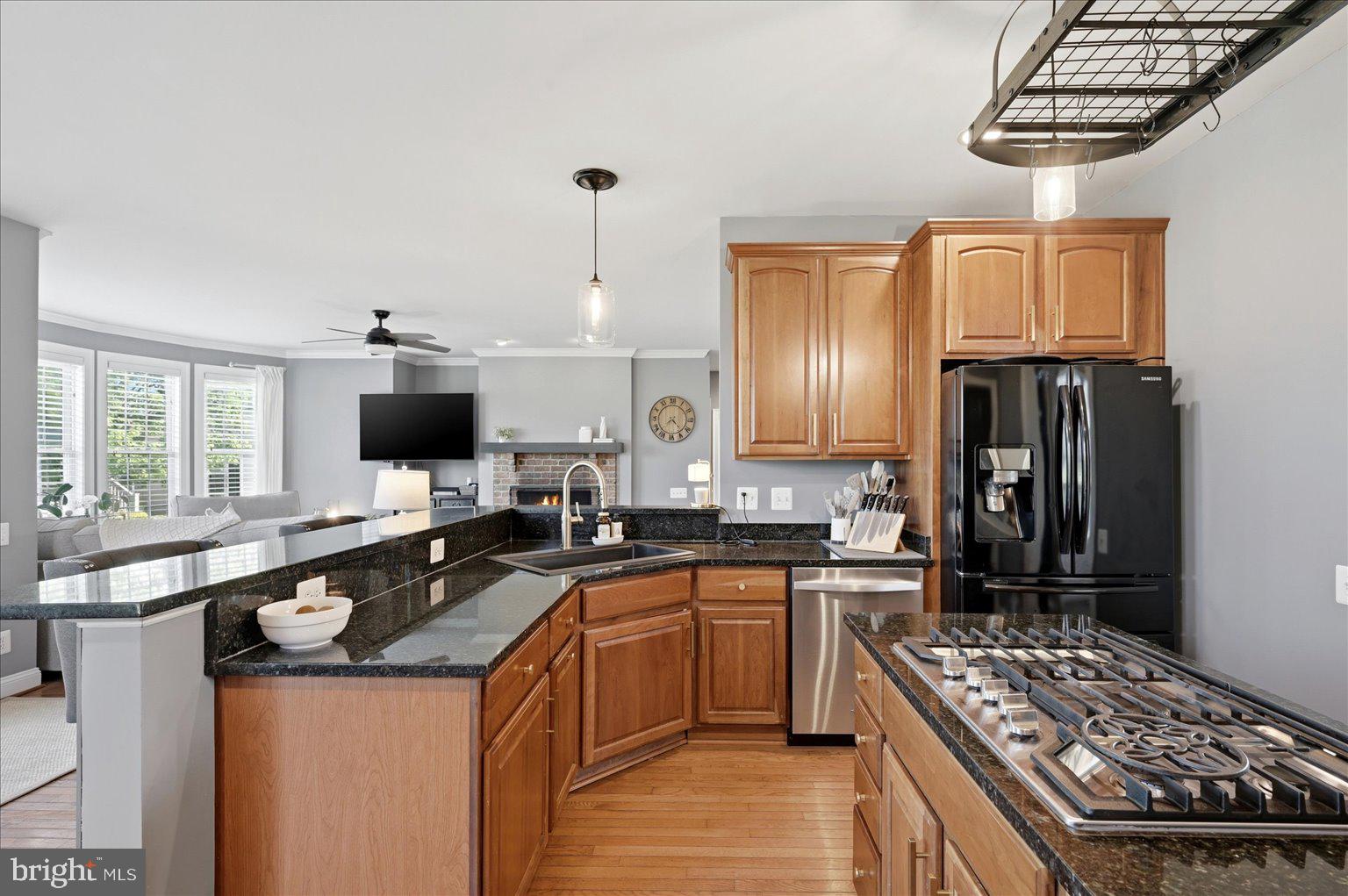 WATERFIELD HAMLET - Residential