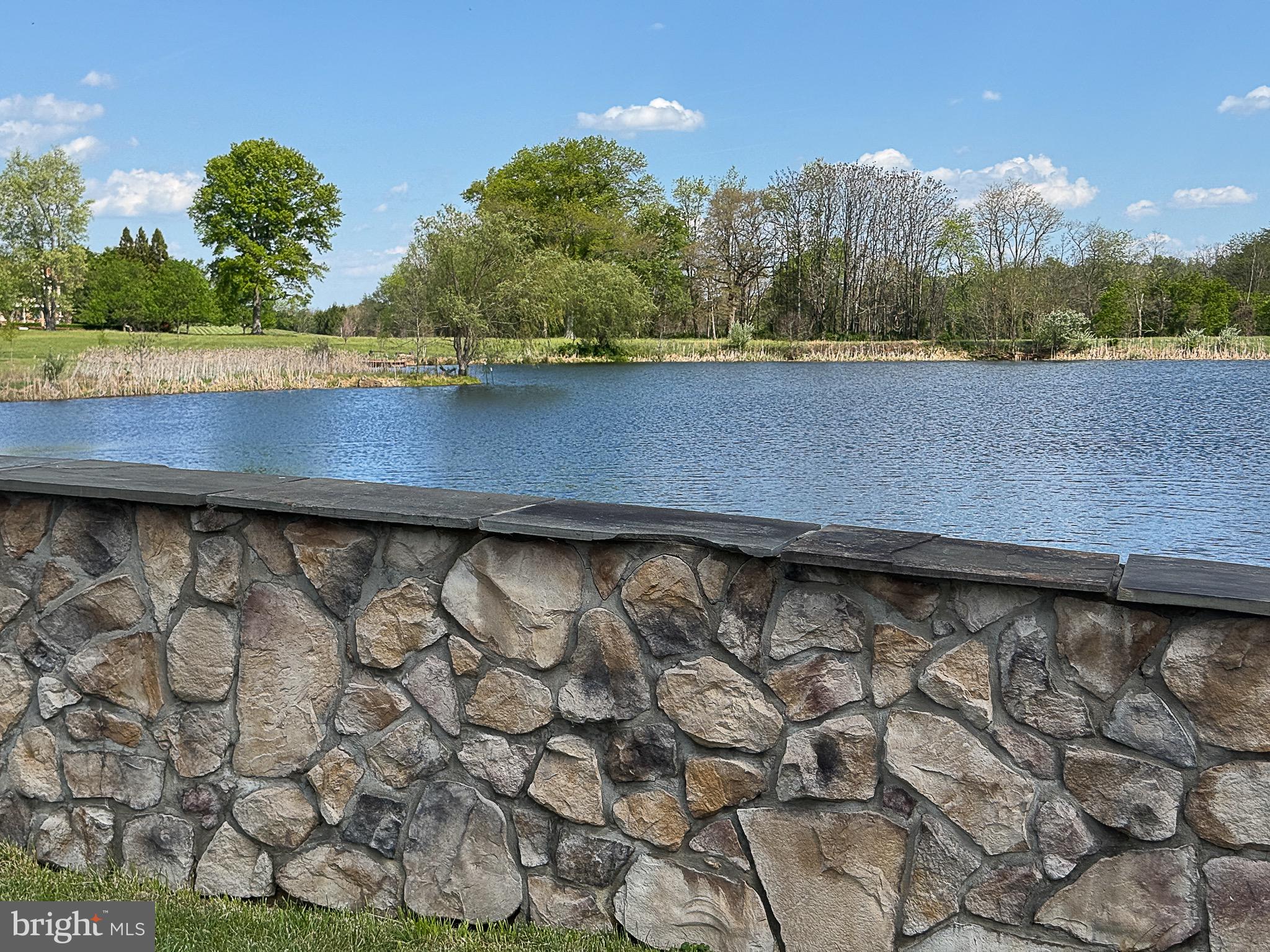 WATERFIELD HAMLET - Residential
