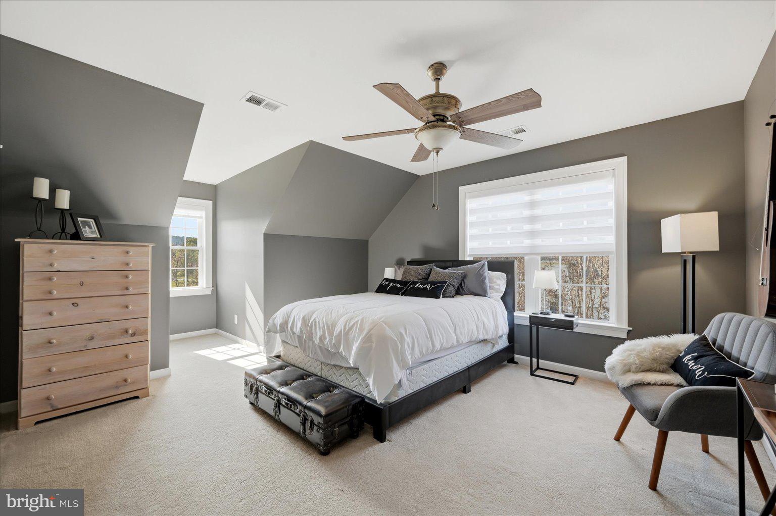 WATERFIELD HAMLET - Residential