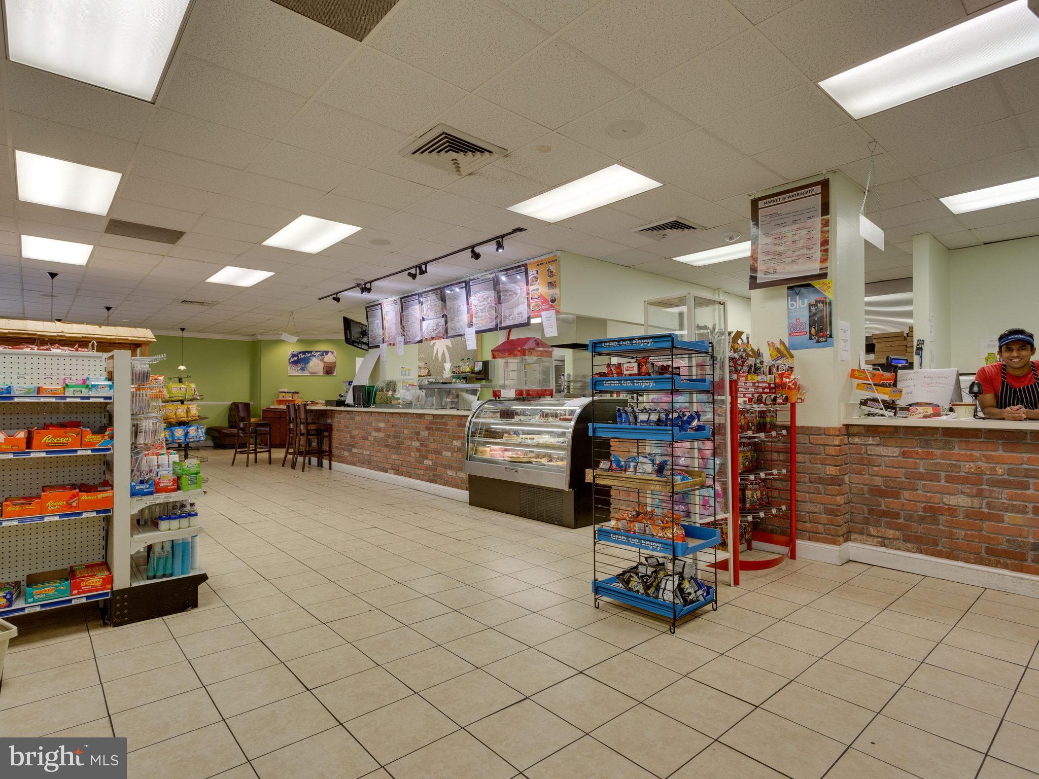 WATERGATE AT LANDMARK - Residential Lease