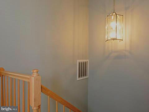 OAK TREE LANDING - Residential