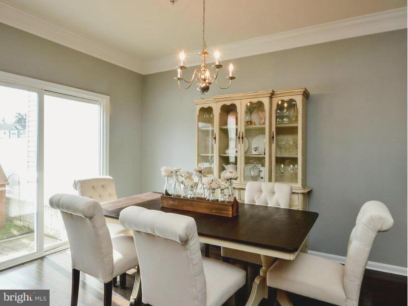 OAK TREE LANDING - Residential