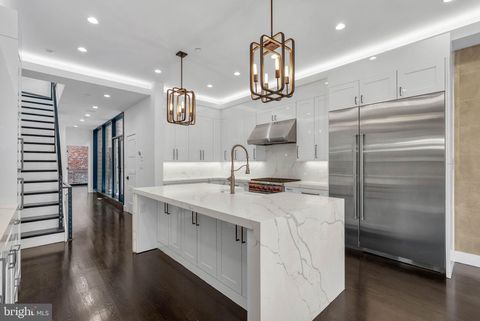 722 N 3RD STREET PHILADELPHIA PA 19123