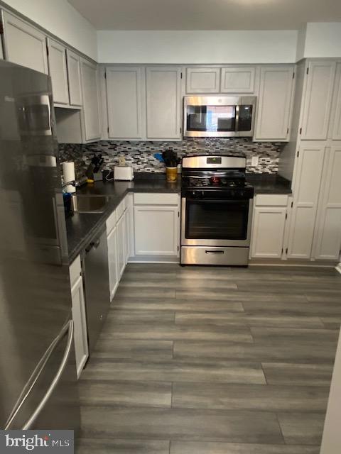 SOMERSET AT WESTRIDGE - Residential