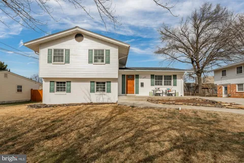 10302 Antietam Avenue, Fairfax, VA MLS: VAFC2006188