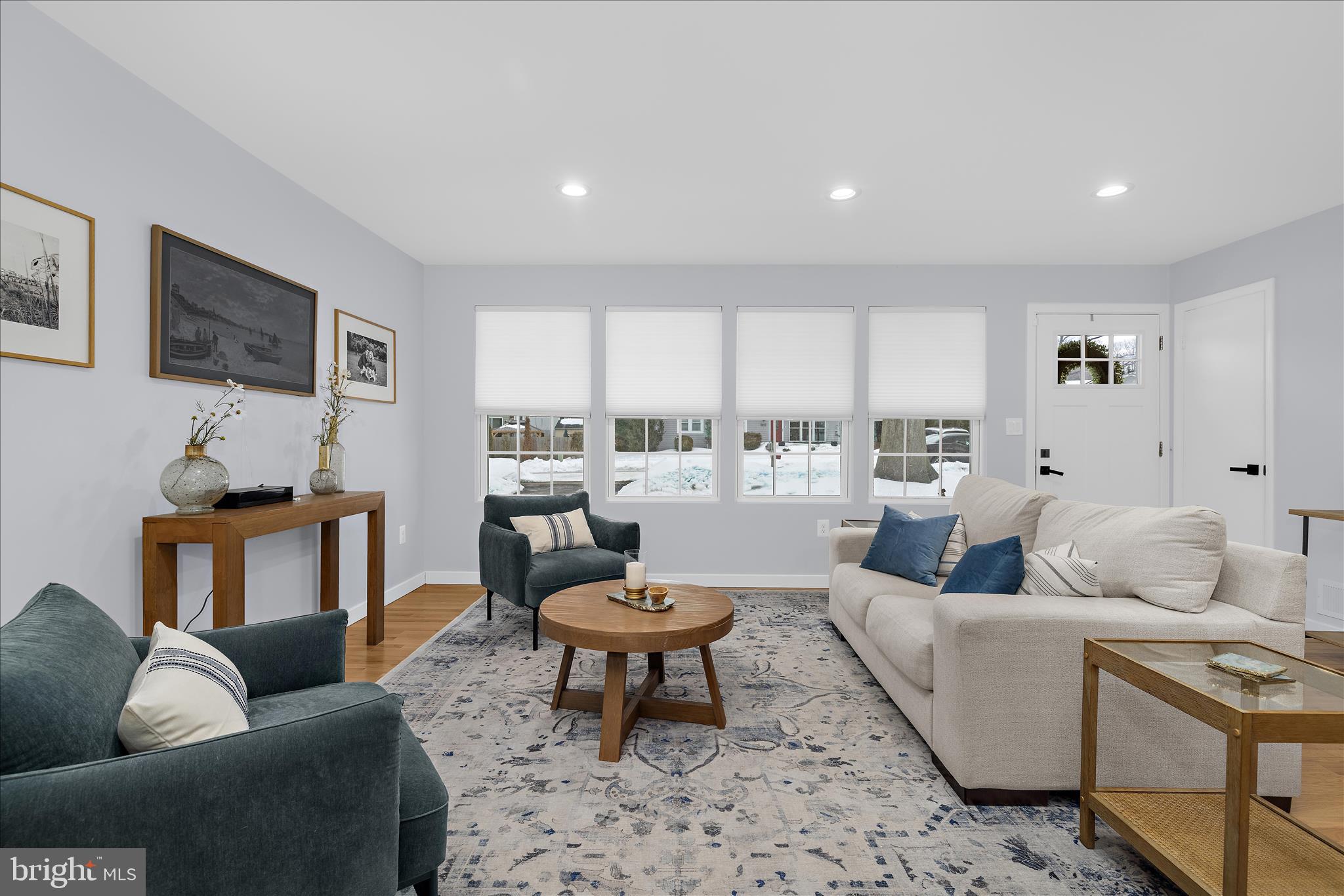 LANDHAVEN - Residential